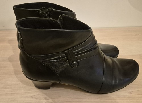 Black leather ankle boots - leather,